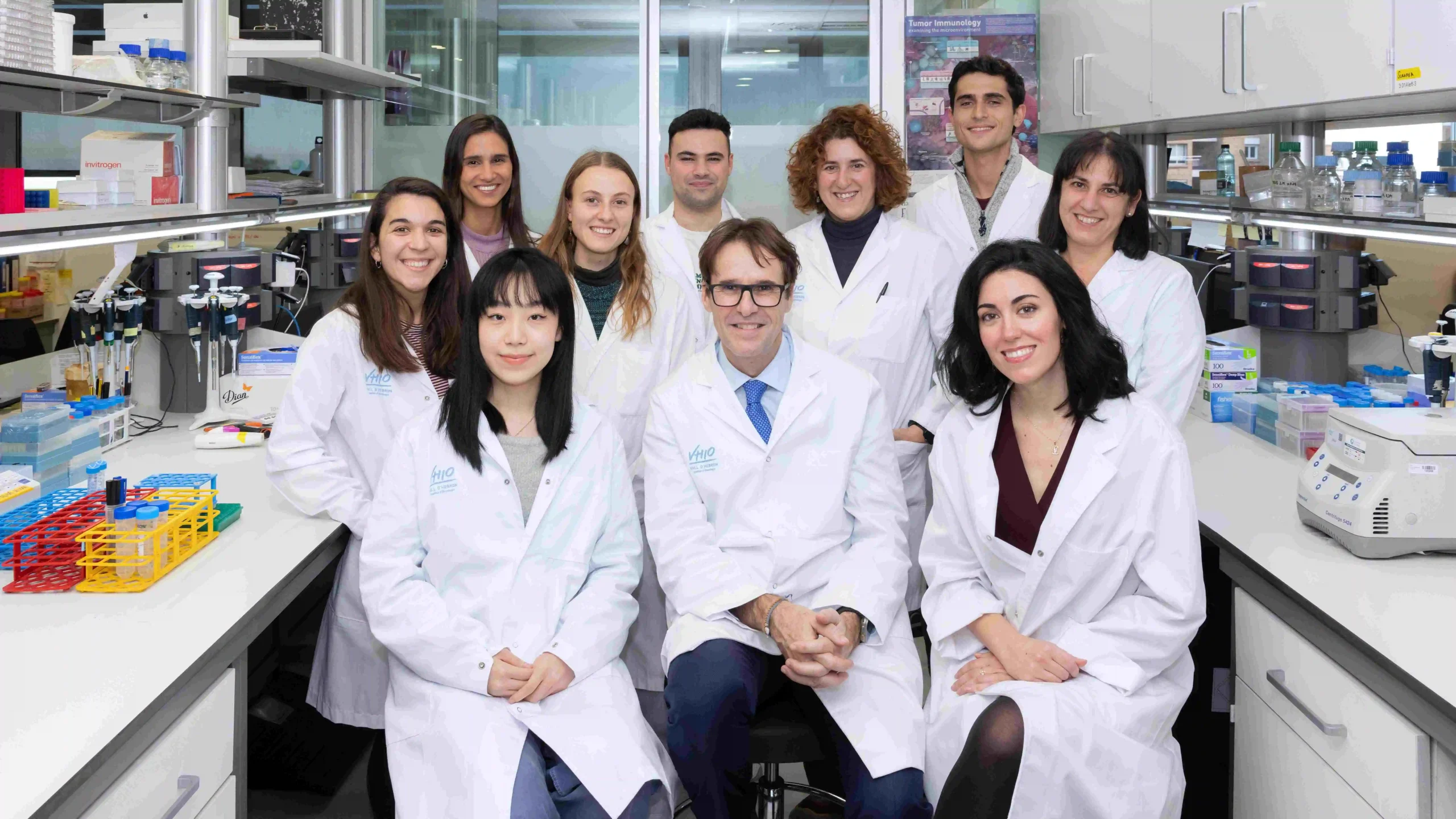 El equipo de investigación en cáncer de mama HER2+ liderado por el Dr. Arribas